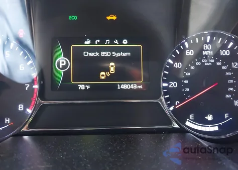 2015 Kia Optima Sx z USA, uszkodzony, nr VIN 5XXGR4A73FG372592